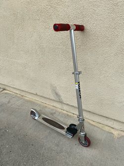 Razor scooter