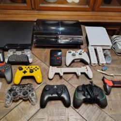 Video Gaming Lot
