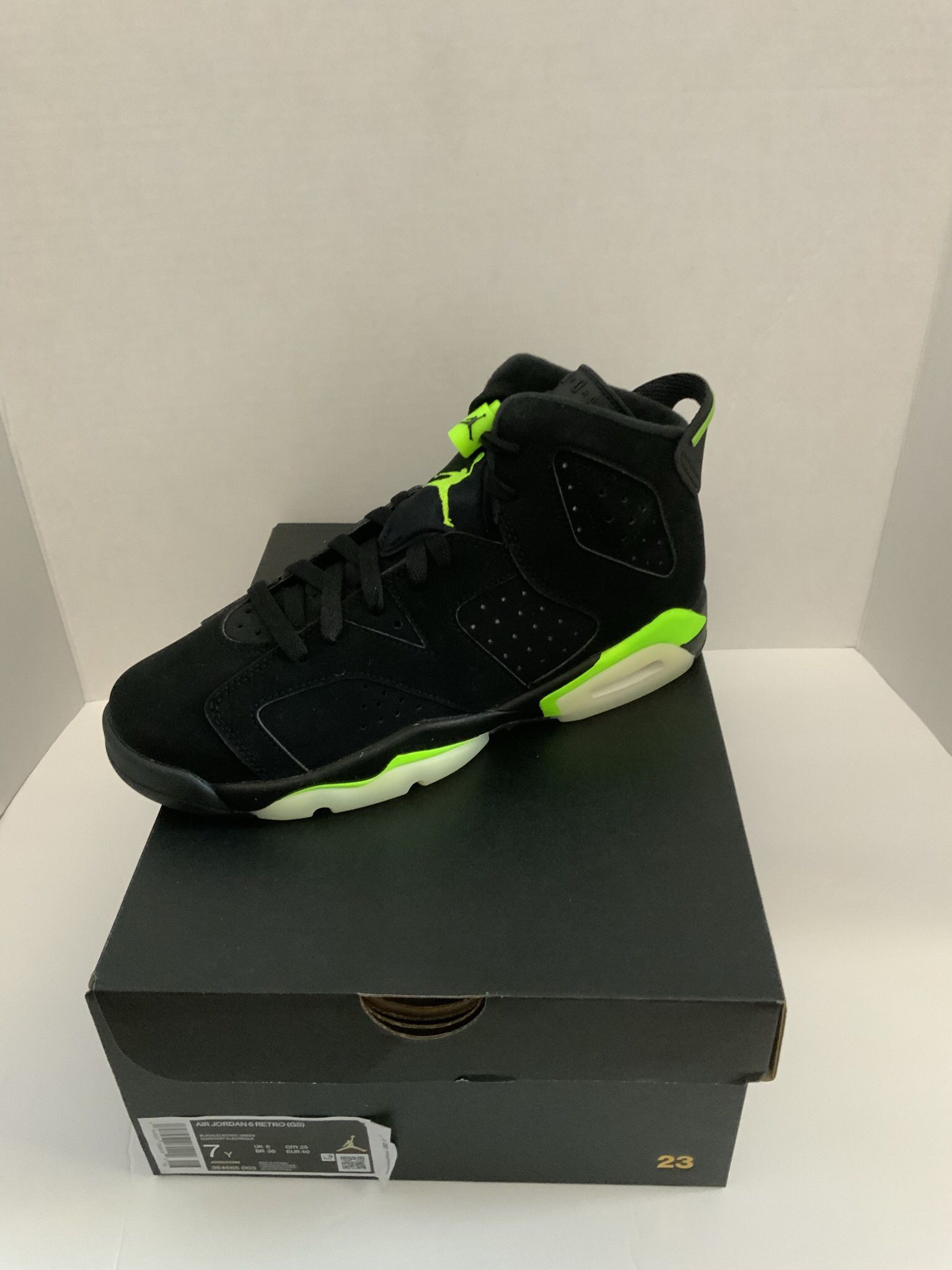 Air Jordan Retro 6 Electric Green 