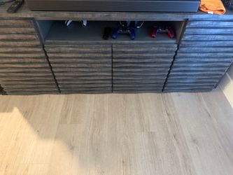 Tv stand