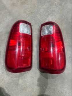 2013 FORD F250 tail lights