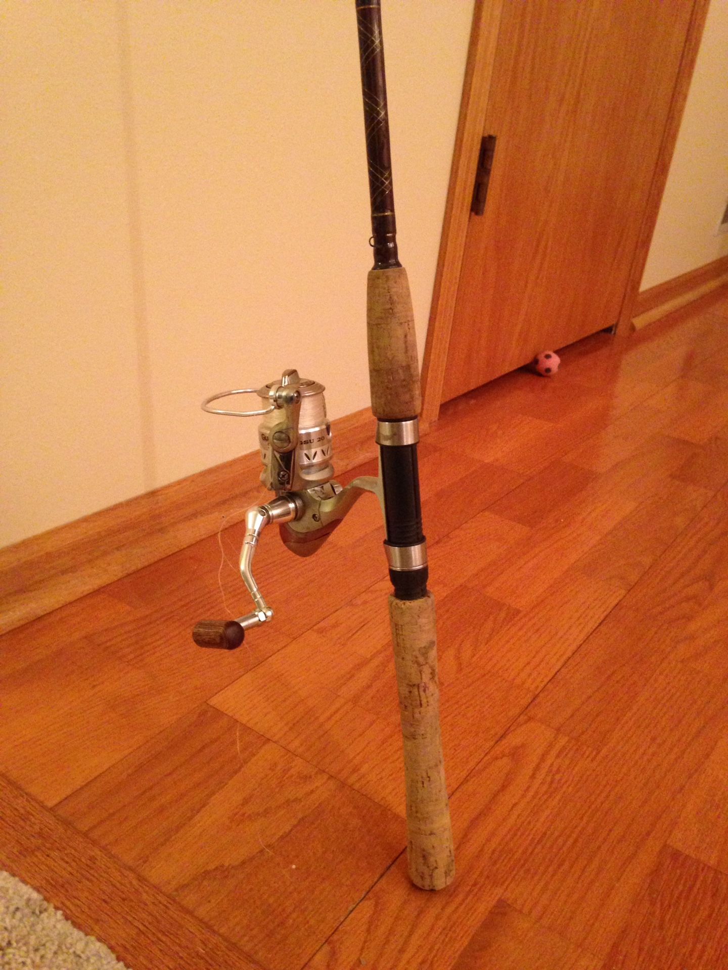 Gander Mountain Guide Series Advantage IM6 Graphite Rod with GSU20 Reel for  Sale in Pewaukee, WI - OfferUp