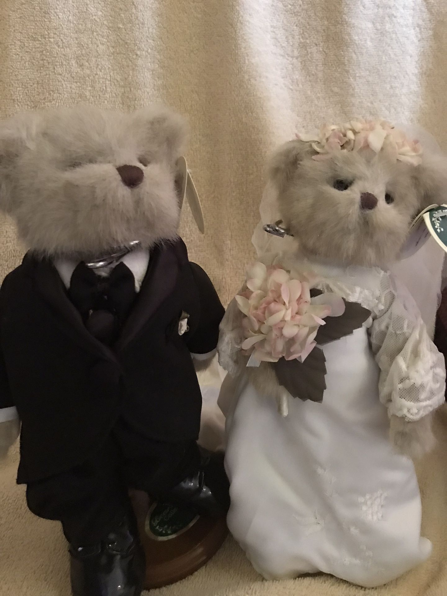 Wedding  Bears With Tags And Detachable Stands New