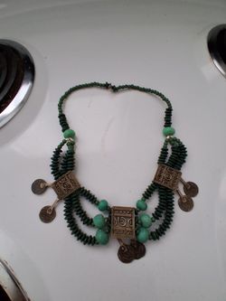 VINTAGE MOROCCAN TRIBAL BERBER NECKLACE, 19 " long. LIKE NEW!