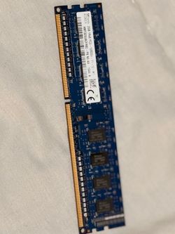 SK Hynix 2GB DDR3 Desktop RAM PC3-12800U