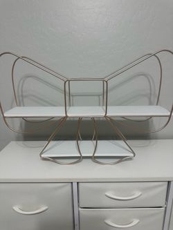 Bow shelf
