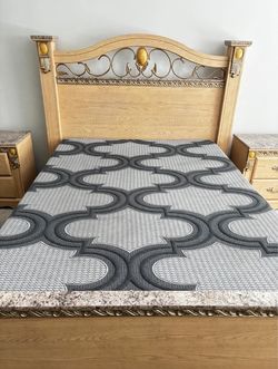 Queen Bed