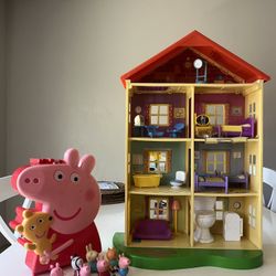 Peppa Pig Doll House With Characters Included 