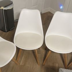 Set Of Chairs 