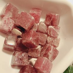 Strawberry Quartz Cubes 