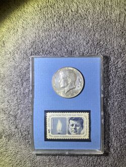 JFK MEMORABILIA VINTAGE  5cent stamp & 1968 half dollar