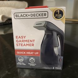 Black & Decker Easy Garment Steamer 