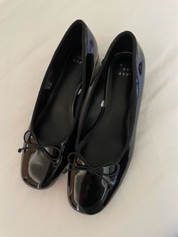 Black size 8