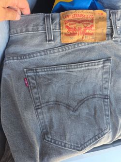 Levis