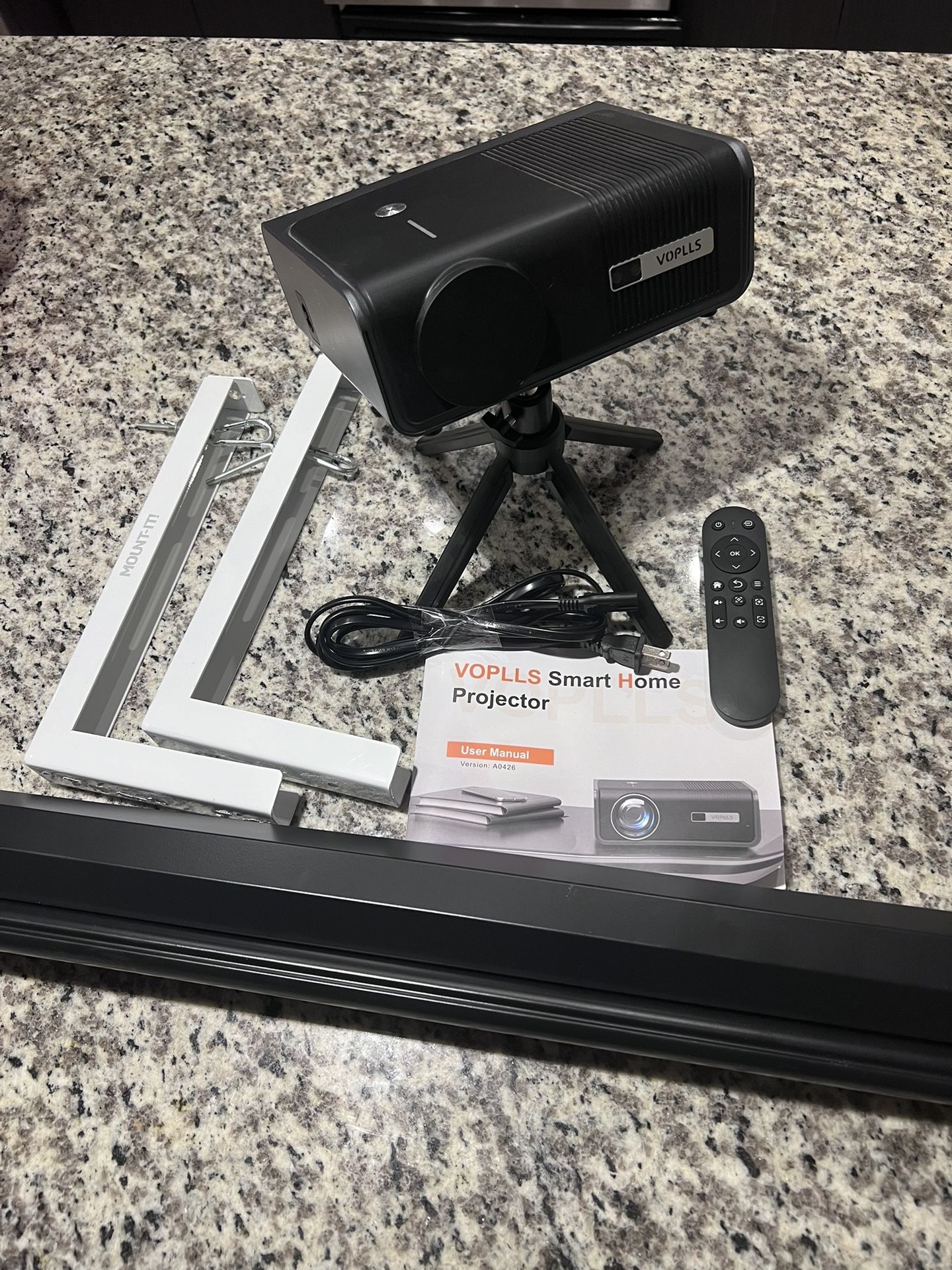 Smart Projector & Screen 
