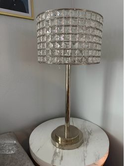 Modern crystal table lamp