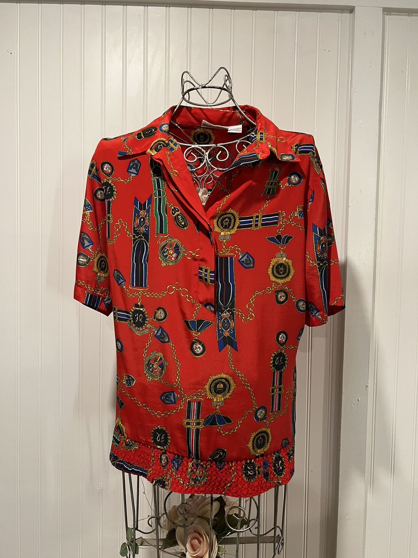 80s Royal Crest Military Medals And Chains Printed Top size 12