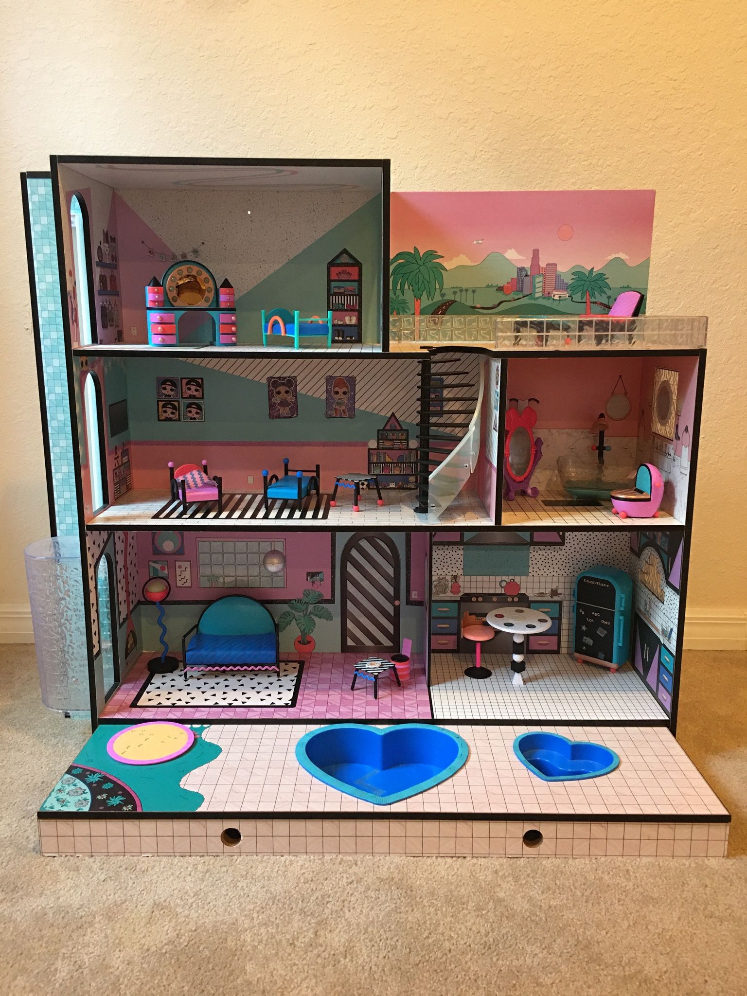 LOL Doll House & Furniture-like New