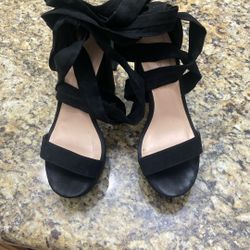Platform Lace-up Heels 