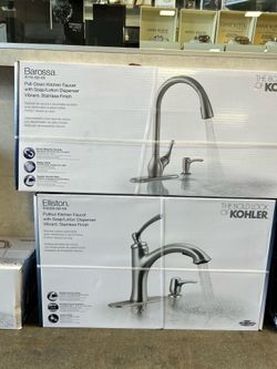 Kohler PULL OUT kitchen faucet with soap dispenser