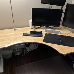 UPLIFT Desk - Curved Corner UPLIFT Standing Desk (V2 & V2-Commercial) - Return on Right Side