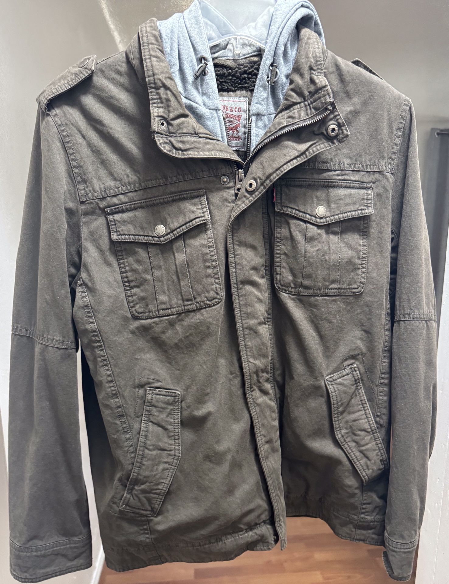 Men’s Sherpa Lined Two Pocket Hooded Trucker Jacket