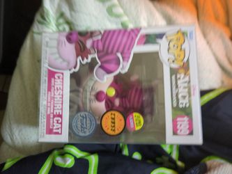 Mint condition Alice in wonderland number 1199 Cheshire cat Funko Pop Chase glow flop
