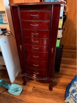 Large tall jewelry box