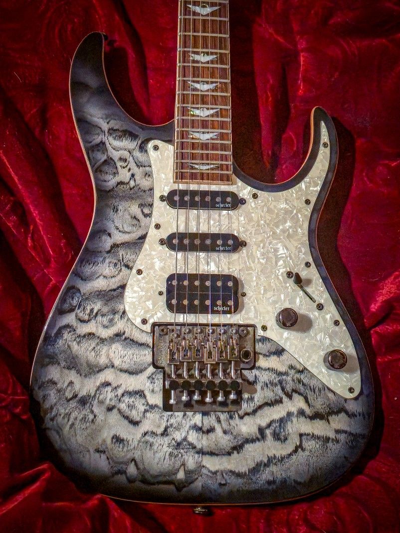 Schecter Banshee Extreme Floyd Rose Electric Guitar