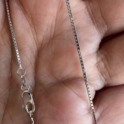 14k WG Box Chain 16 Inch 
