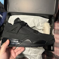 Jordan 4 Retro Black Cats Size 10.5