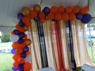 Backdrop n balloons Garland