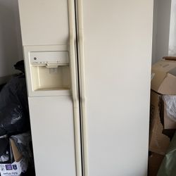 General Electric Fridge
