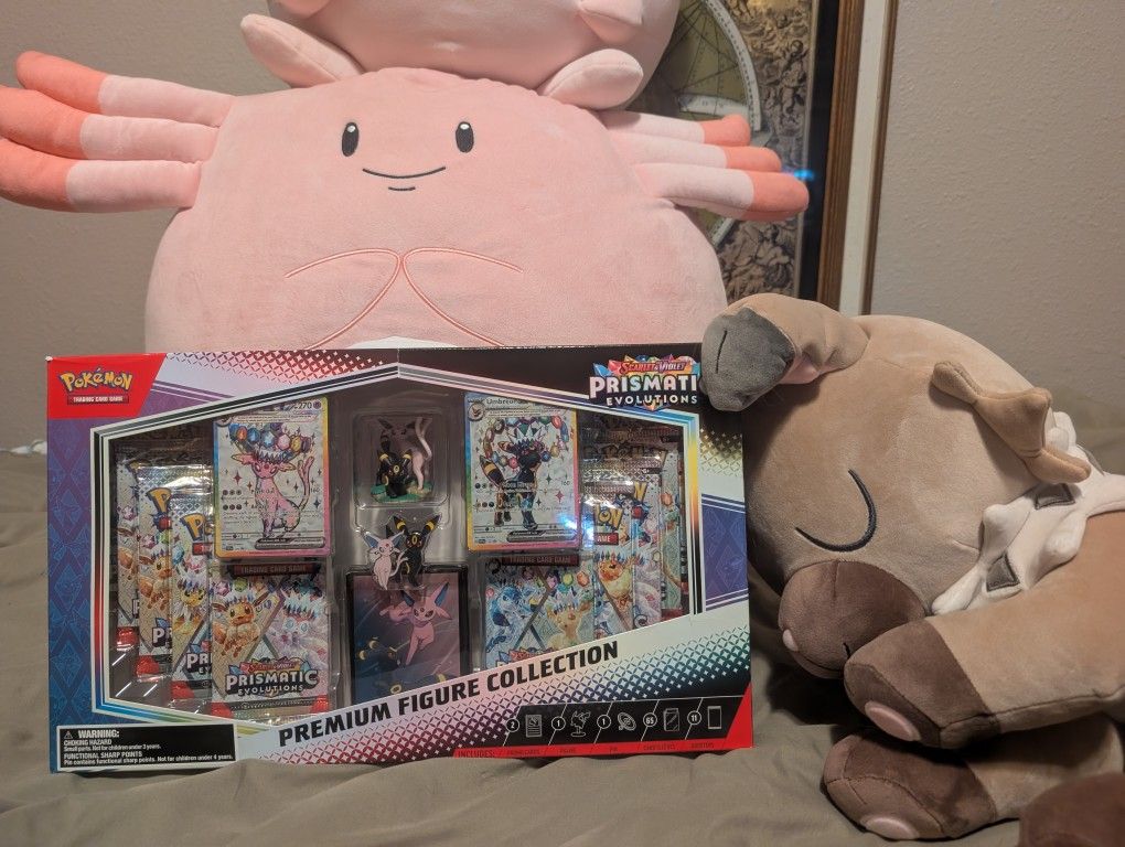 Prismatic Figure Collection Pokémon Cards