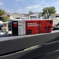 Eaz-Lift RV Slide-Out Supports (2-Pack) – New – $60