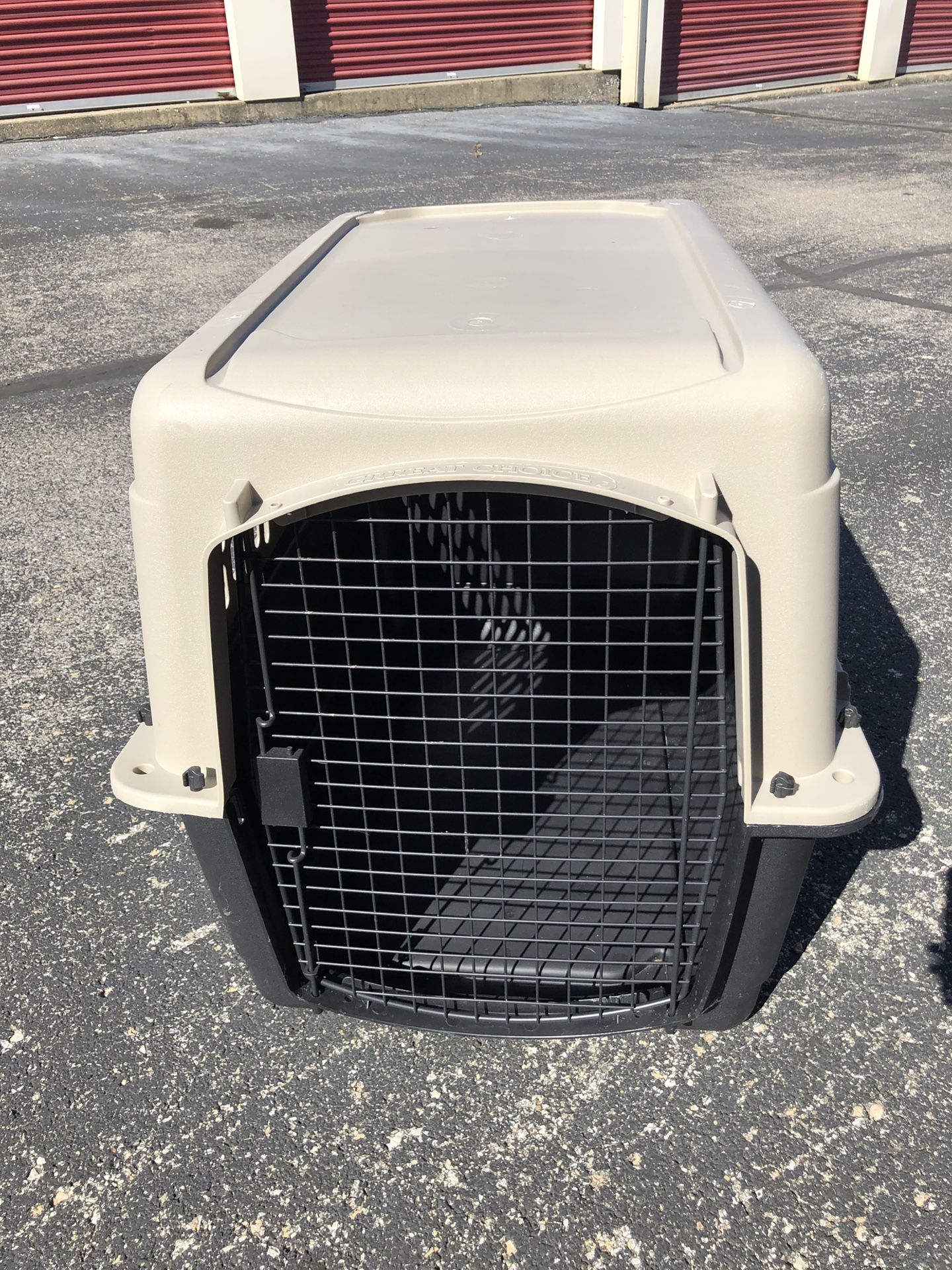 2 medium dog crates