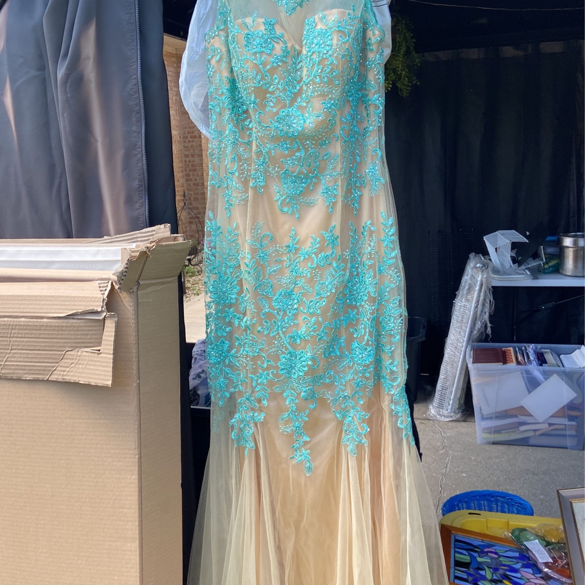 Evening dresses or party dresses