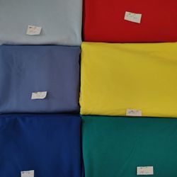 Bundle of 6 Solid Color Round Table Cloths
