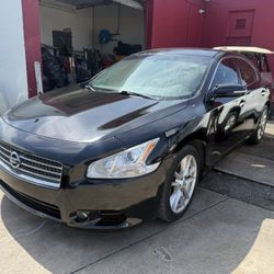 2010 Nissan Maxima