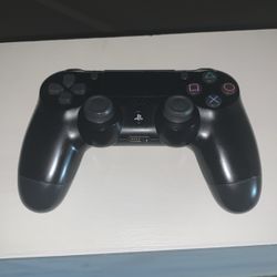 PS4 Controller 