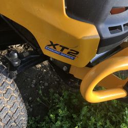 Cub Cadet Xt2  Enduro Series Riding Mower 46”