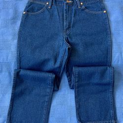 Wrangler Men's Cowboy Cut Slim Fit Jeans (Style: 936PWD) in Prewashed Indigo. 32x30