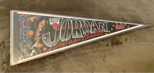 Vintage Michael Jordan #23 NBA Chicago Bulls Full Size Pennant w/ Sleeve & Cover