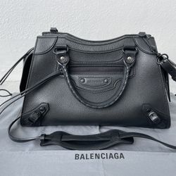 Balenciaga Small Neo Classic Bag 