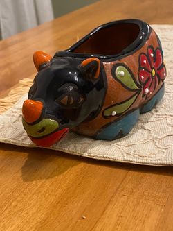 Talavera signed “Mexico “ ceramic pottery pig planter with drain. Vibrant colors. Southwest. 6 x3 “
