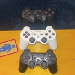 PlayStation 3 Controller Bundle