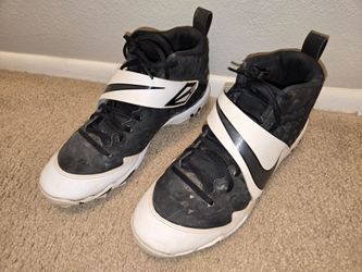 Nike baseball cleats