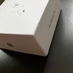 *BEST OFFER* Airpods Pro gen 2.    Send best offer