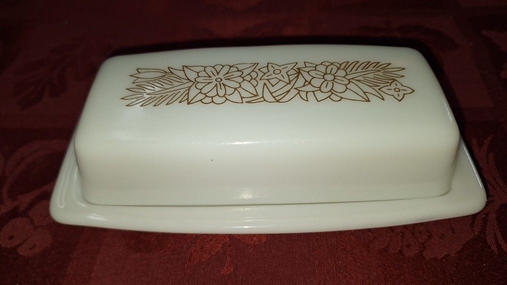 VINTAGE PYREX WOODLAND BUTTER DISH MILK WHITE GLASS BROWN FLOWER MID CENTURY T8A013