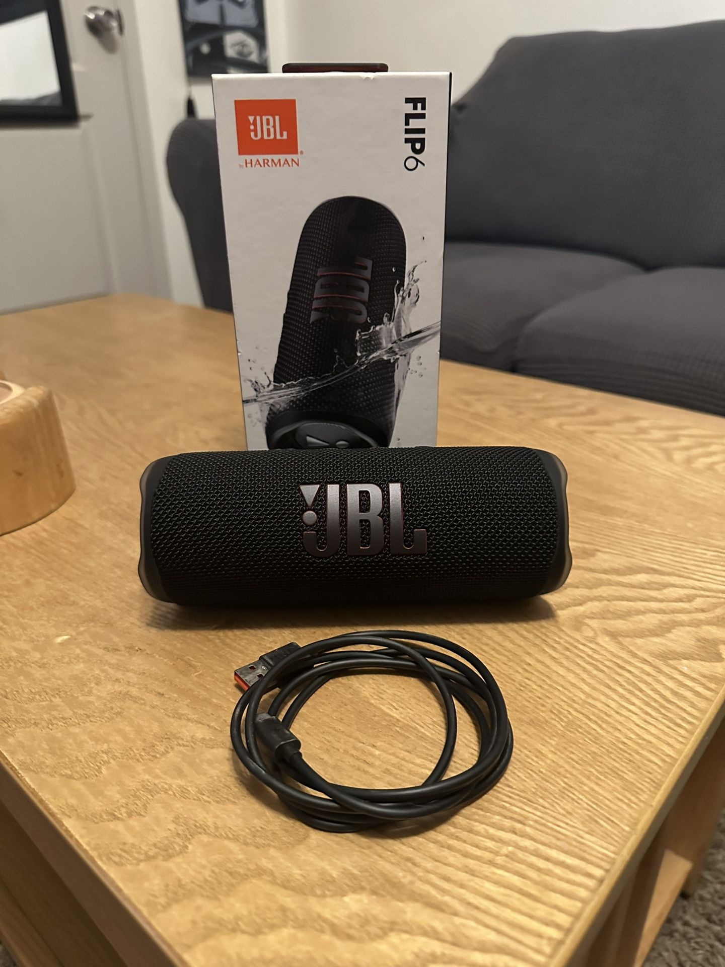 JBL Flip 6 Speaker